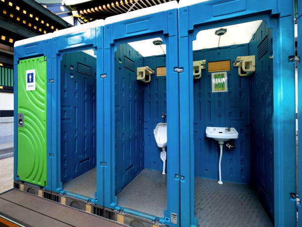 Best Porta potty rental near me  in Olivet, TN